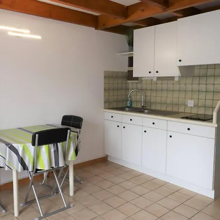 Maison Avec Terrasse, Piscine Et Activites - 4 Pers - Fr-1-738-7