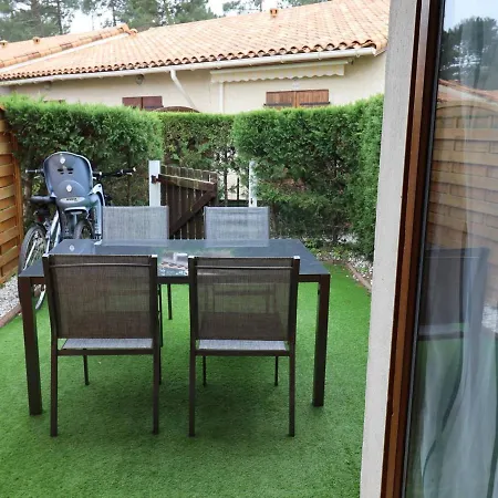 Maison Avec Terrasse, Piscine Et Activites - 4 Pers - Fr-1-738-7 호텔 레 마트
